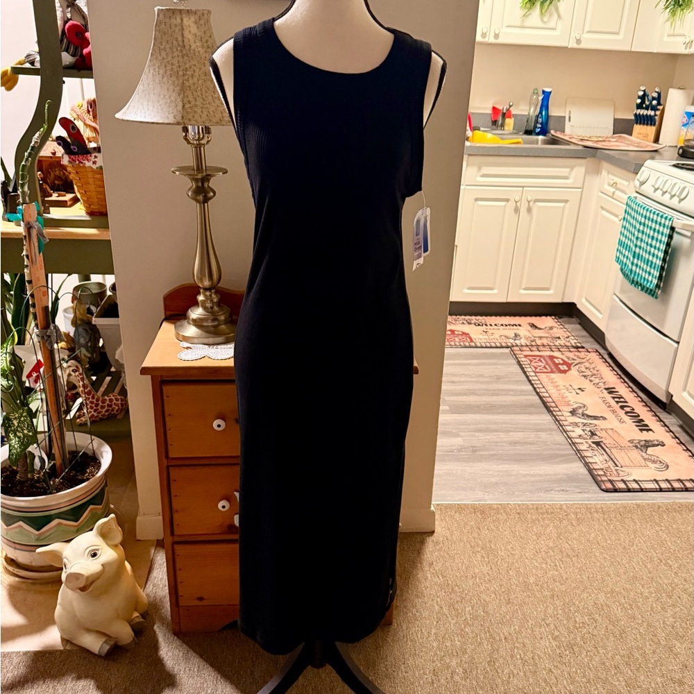 Just Be Classic Black Midi Dress
